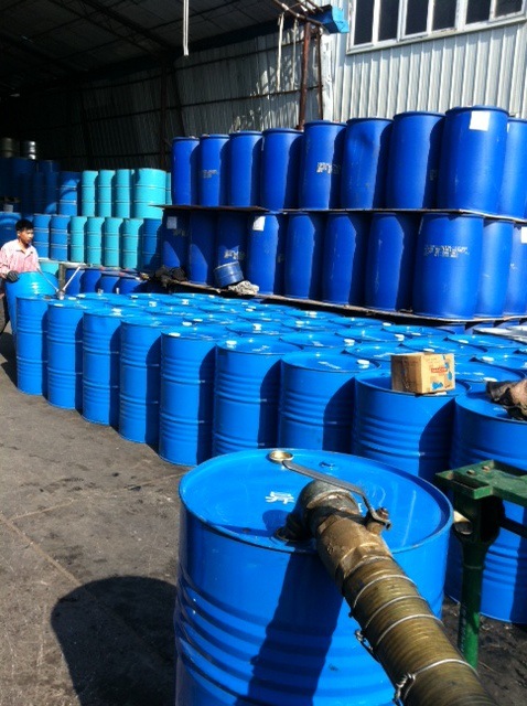 化工原料灌裝服務(wù) 專業(yè)處理200L鐵桶、鍍鋅桶、塑料桶及槽罐車分裝